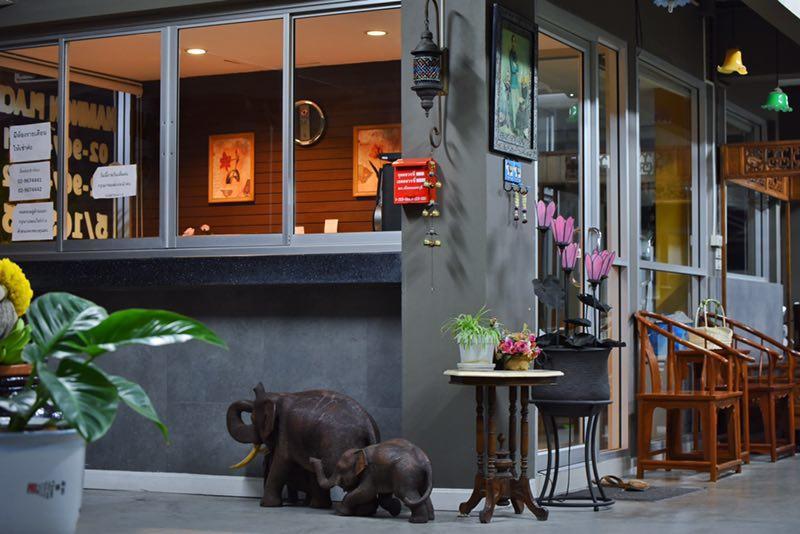 Namnon Place Nonthaburi Exterior photo
